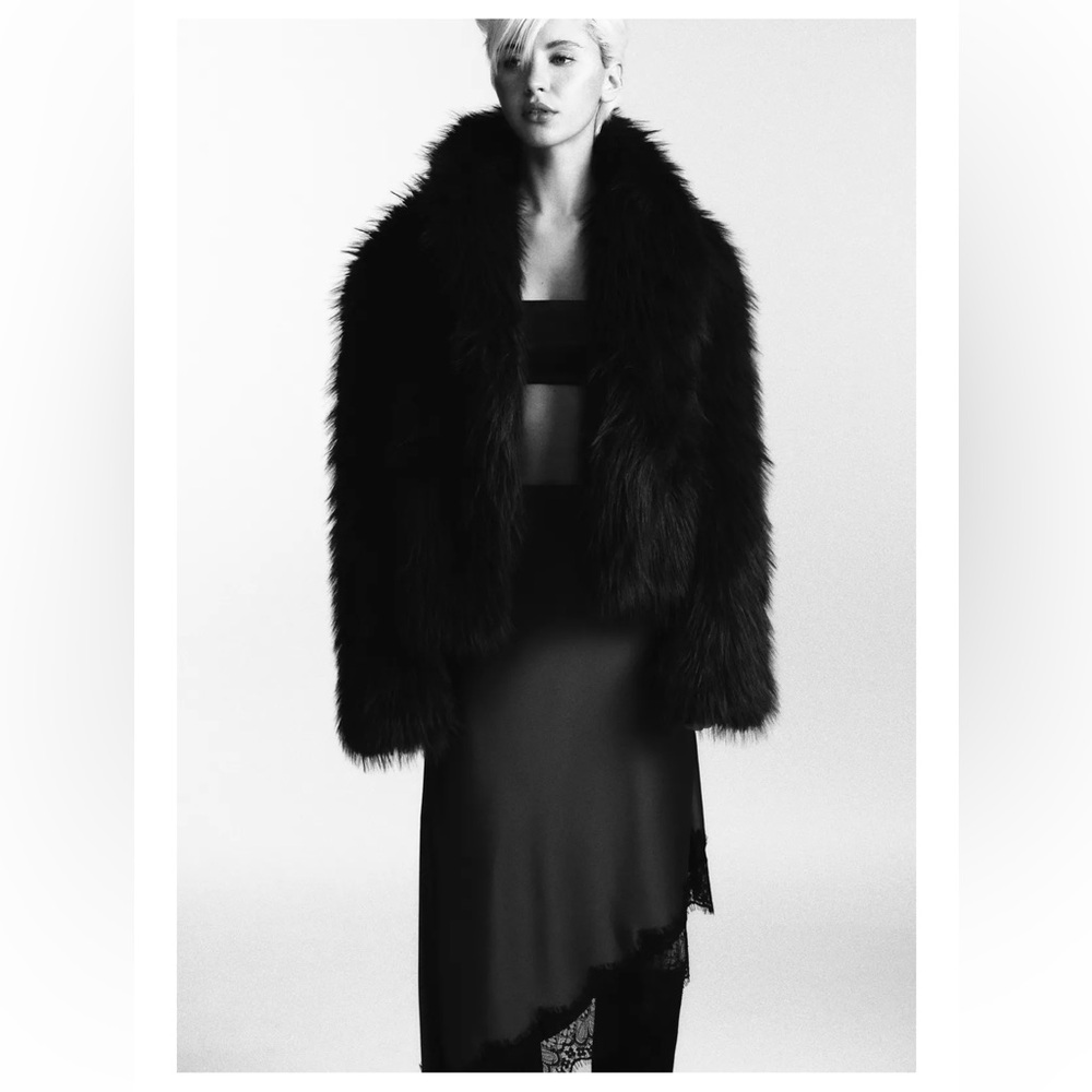 Zara Women's Dark Brown Short Fur Jacket - Picture 3 of 12